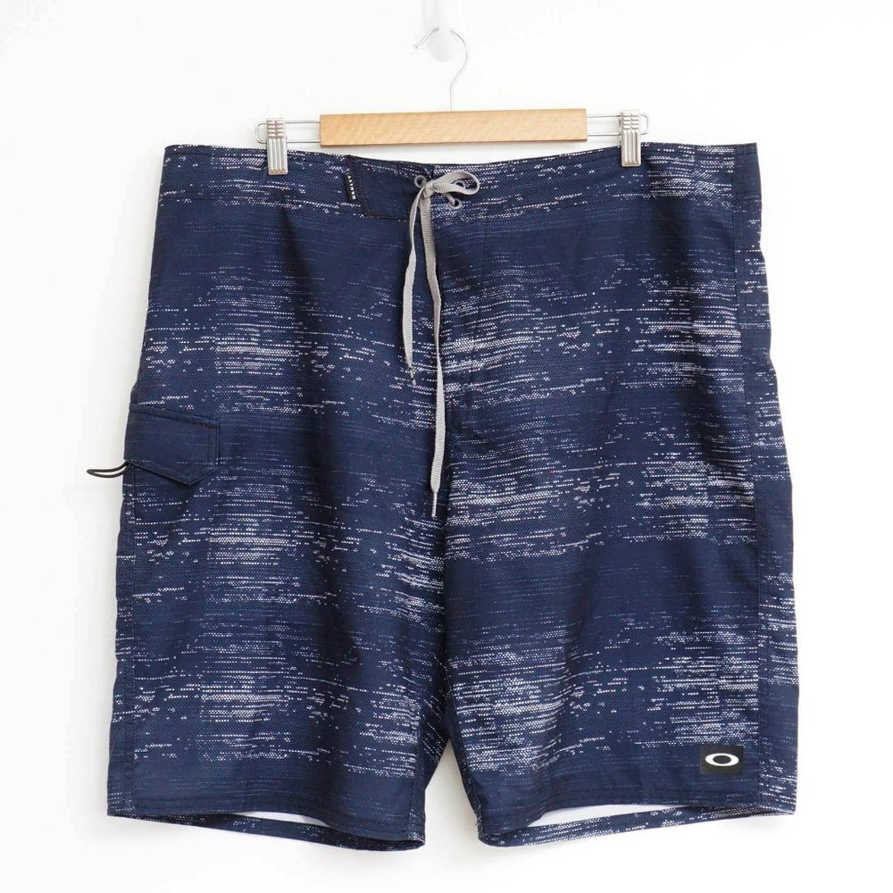 SALE Oakley Men's Belmont Unlined Drawstring Board Swim Shorts 40
